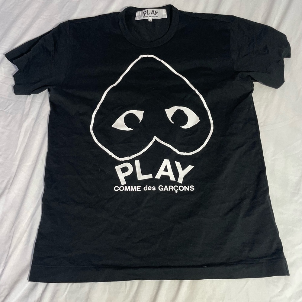 Comme des Garçons PLAY T shirt Size L